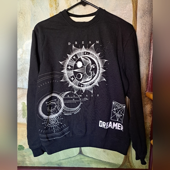 blind rooster Other - Blind Rooster Sweatshirt Mens/Unisex  Medium Black Crew Neck Dreamers Astrology